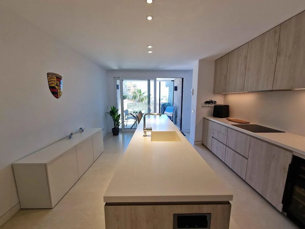 Luxury And Private Jacuzzi 300 Meters From The Beach Benalmádena