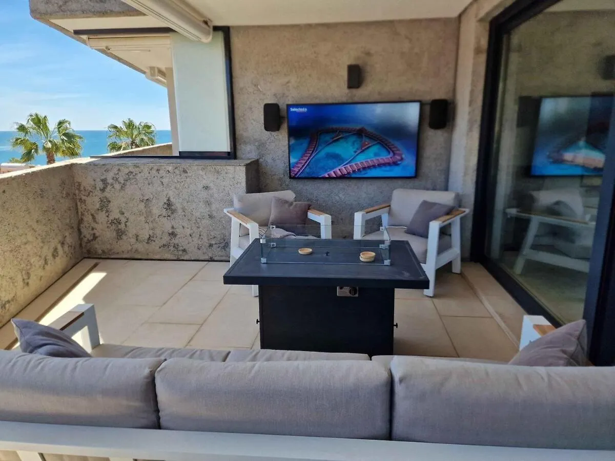 Luxury And Private Jacuzzi 300 Meters From The Beach Benalmádena 0*,