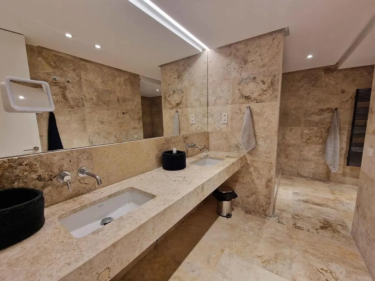 Luxury And Private Jacuzzi 300 Meters From The Beach Benalmádena 0*,