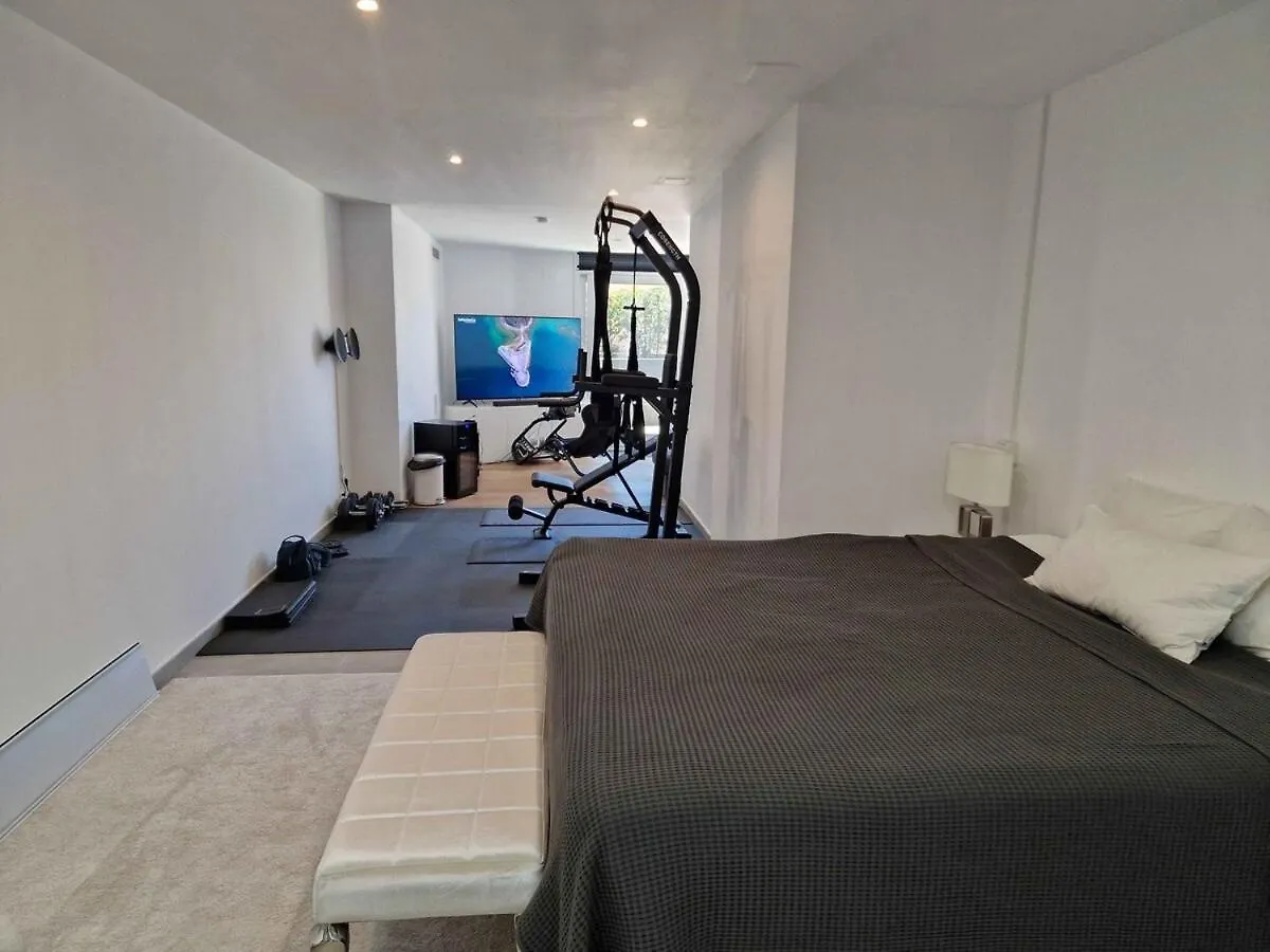 Luxury And Private Jacuzzi 300 Meters From The Beach Benalmádena